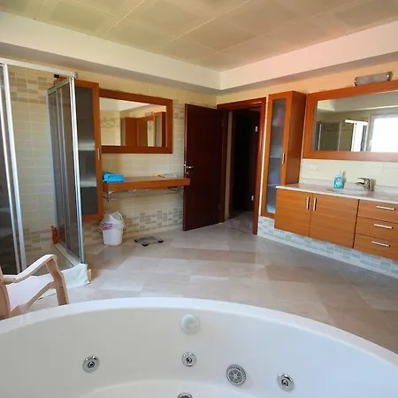 Paradise Town Despina *