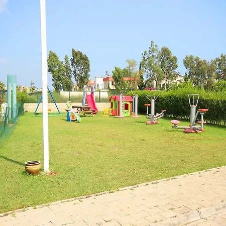 Paradise Town Despina Willa