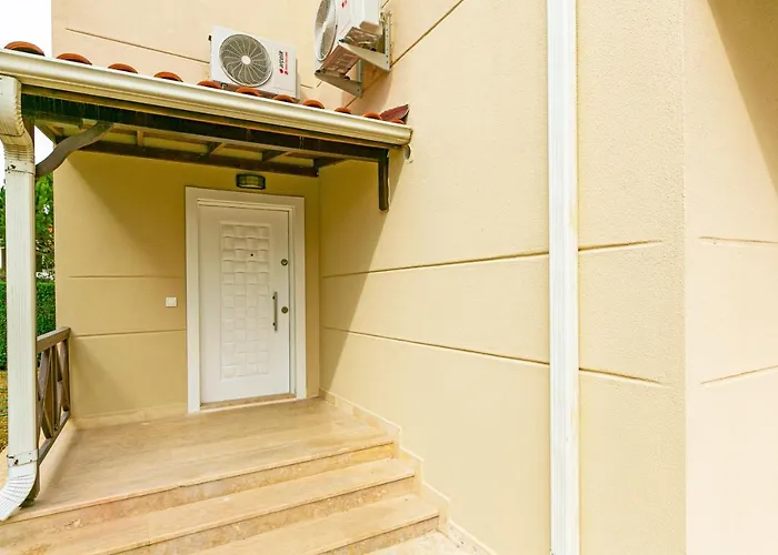 Paradise Town Despina