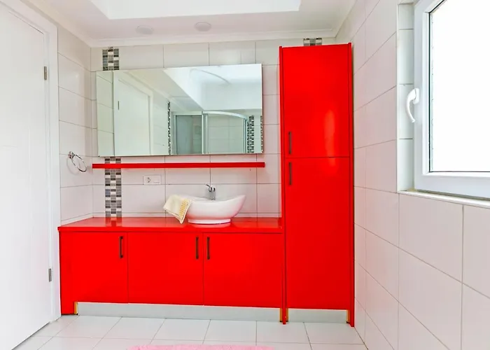 Paradise Town Despina