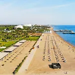 Paradise Town Despina *